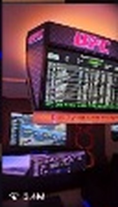 Mini Jumbotron Live Fight Telemetry & Odds