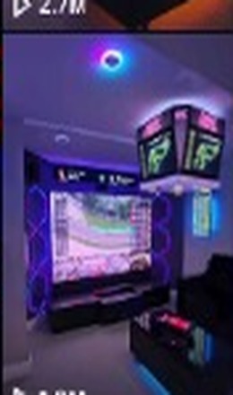 Direct-Drive Sim Racing & Cyberpunk Hexagons